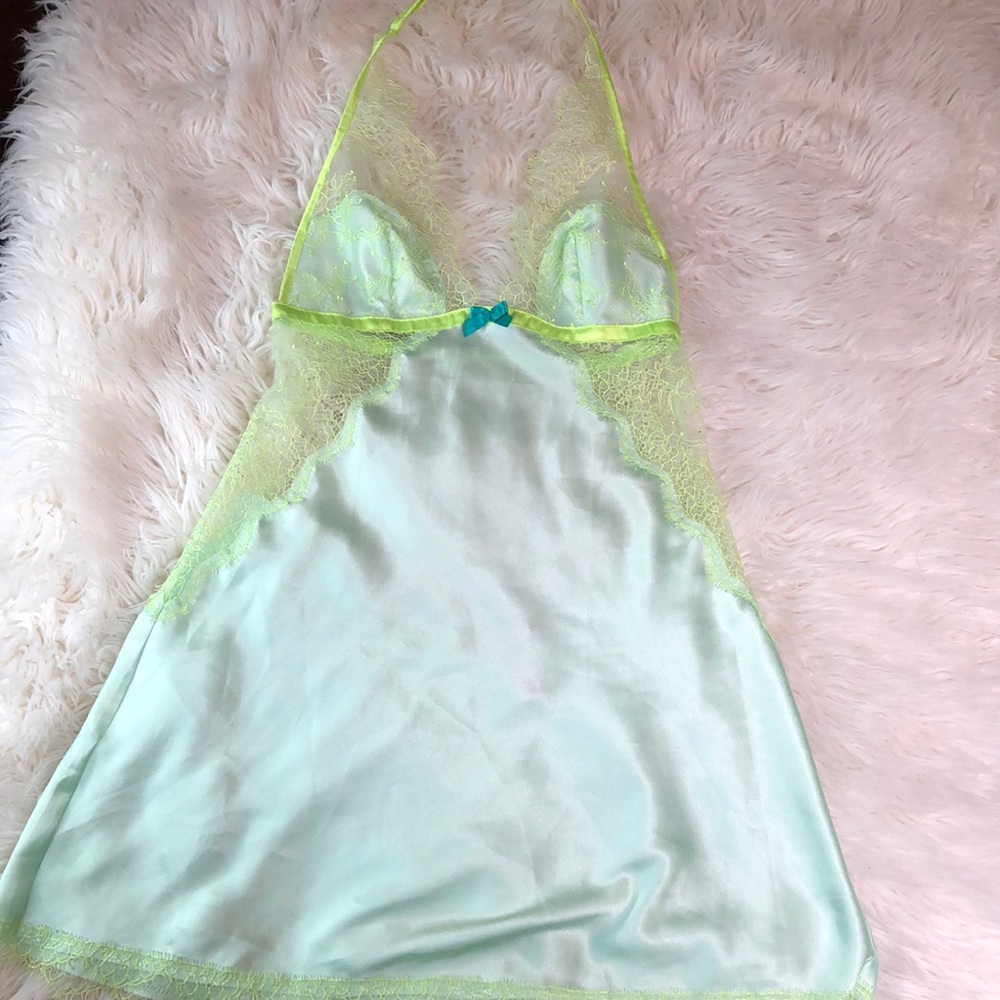 Victoria’s Secret night gown